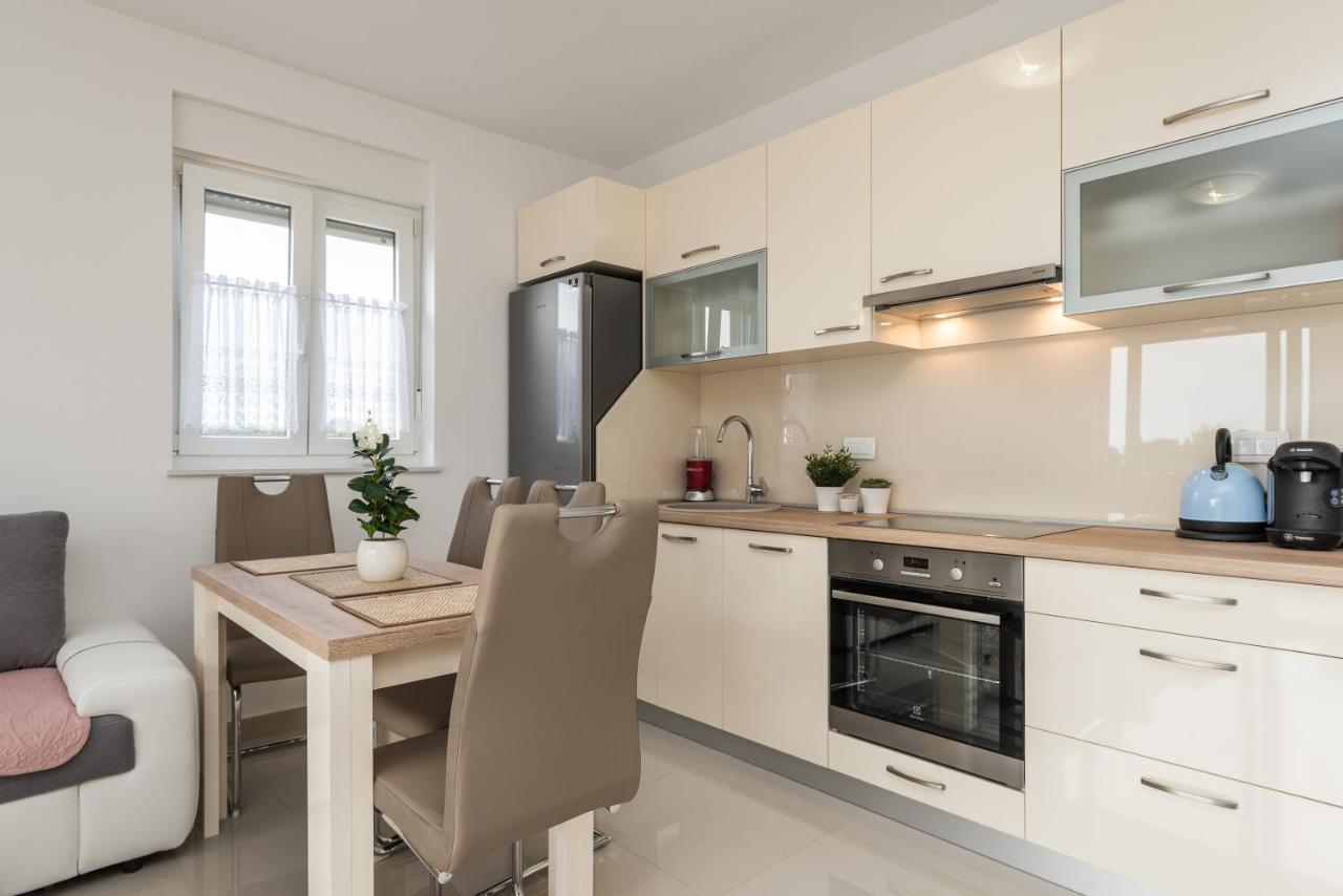 Zoran Brand New Modern Apartments Mandre Zewnętrze zdjęcie
