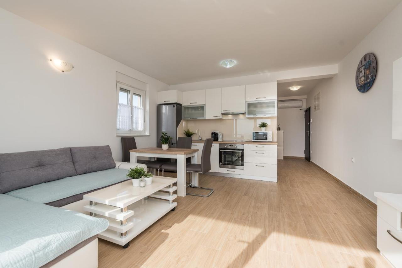 Zoran Brand New Modern Apartments Mandre Zewnętrze zdjęcie