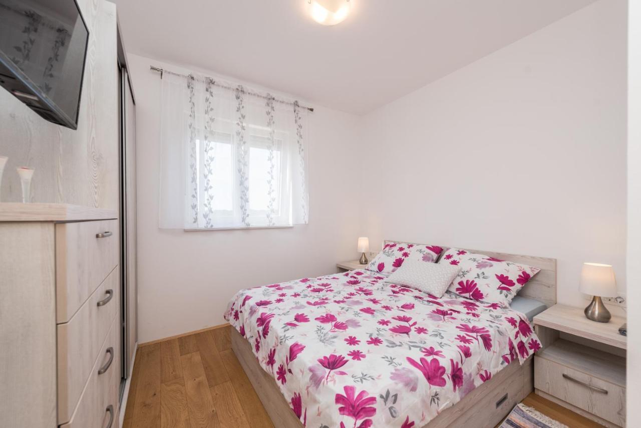 Zoran Brand New Modern Apartments Mandre Zewnętrze zdjęcie